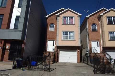 403 S 6Th St, Newark, NJ 07103