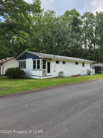 35 Carter Drive, White Haven, PA 18661