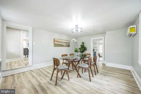 212 S MAIN STREET, WOODSTOWN, NJ 08098