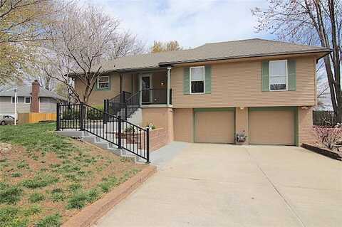 225 N Woodson Drive, Raymore, MO 64083