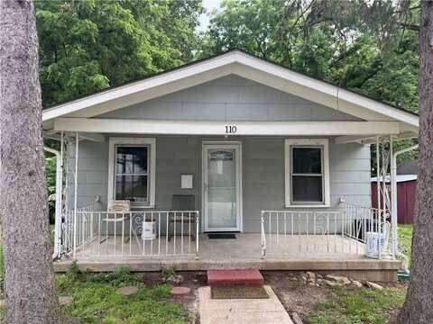 110 W Mechanic Avenue, Independence, MO 64050