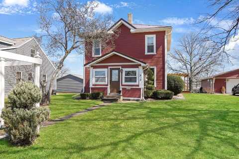 812 Blackhawk Street, Reinbeck, IA 50669