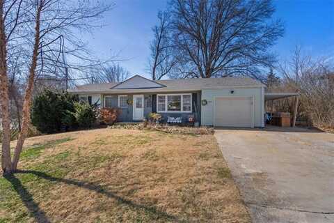 12 Virginia Drive, Liberty, MO 64068