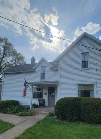 611 State Street, Dysart, IA 52224