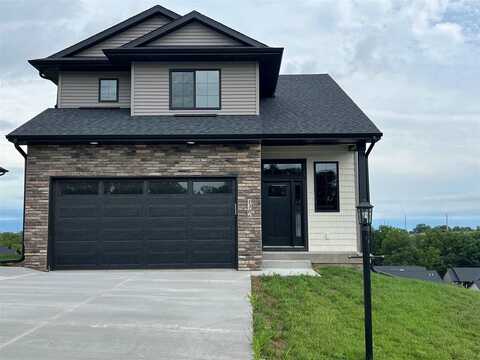 1306 E Gable Way, Tiffin, IA 52340