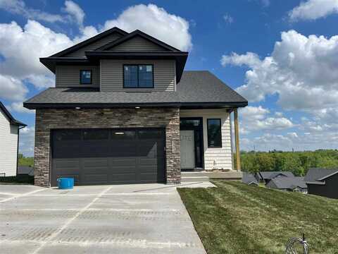 1306 E Gable Way, Tiffin, IA 52340