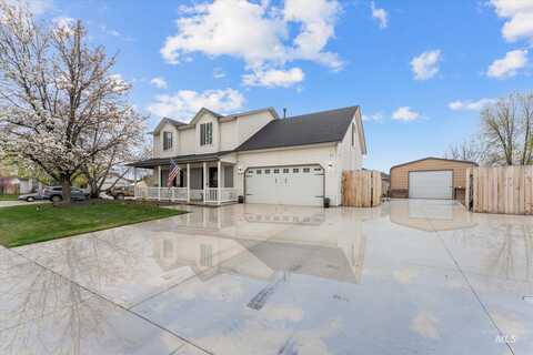 2110 S Plateau Dr, Nampa, ID 83686