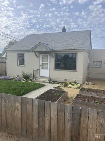 107 E 5th St., Emmett, ID 83617