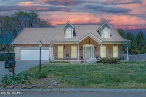 7633 Windy Knoll Drive, Knoxville, TN 37938