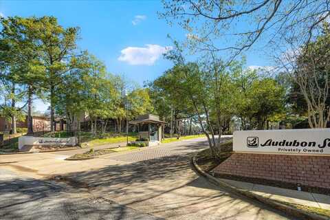 4779 EAGLE CREST, Memphis, TN 38117