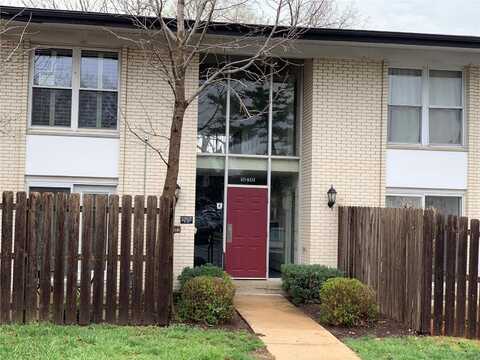 10401 Briarbend Drive, Saint Louis, MO 63146