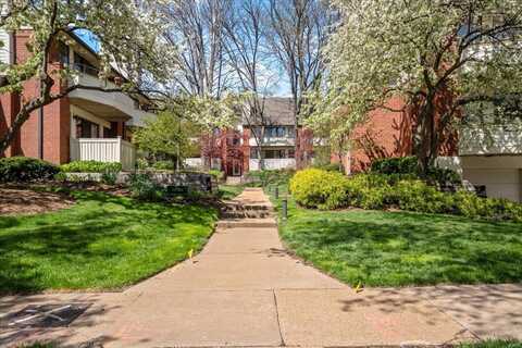 5587 Waterman Boulevard, Saint Louis, MO 63112