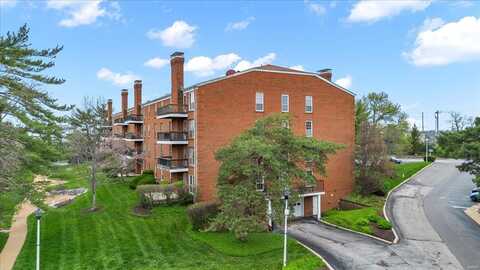 10358 Chimney Rock Drive, Saint Louis, MO 63146