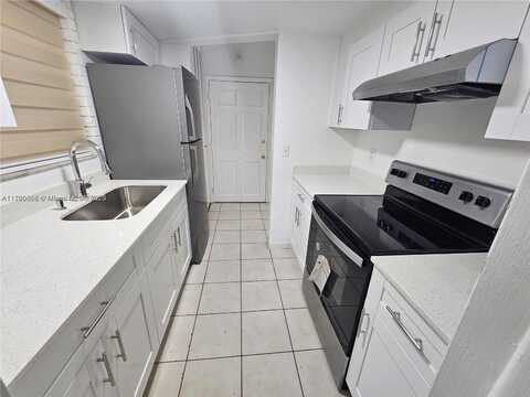 12500 NE 5th Ave, North Miami, FL 33161