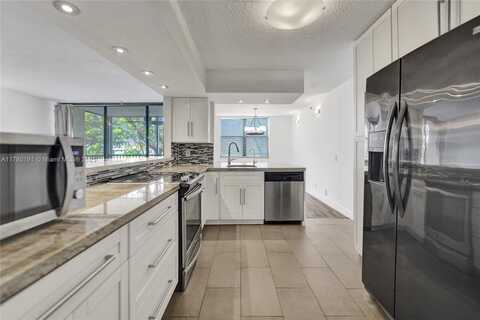 undefined, Oakland Park, FL 33309