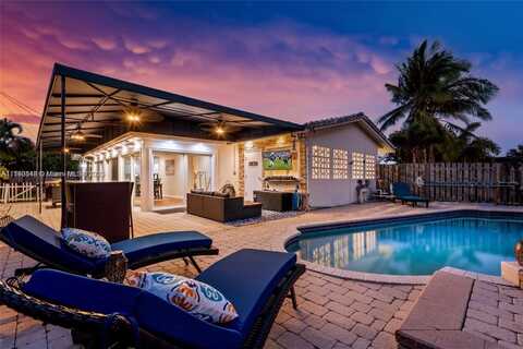 2231 NE 38th St, Lighthouse Point, FL 33064