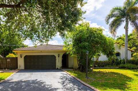 14811 Archerhall St, Davie, FL 33331