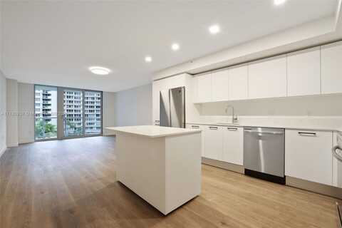 1500 Bay Rd, Miami Beach, FL 33139