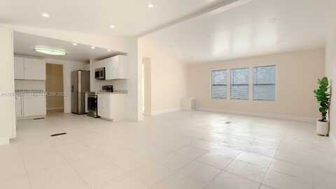 730 NW 214th Ave, Pembroke Pines, FL 33029