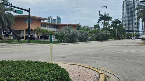 26 Diplomat Pkwy, Hallandale Beach, FL 33009
