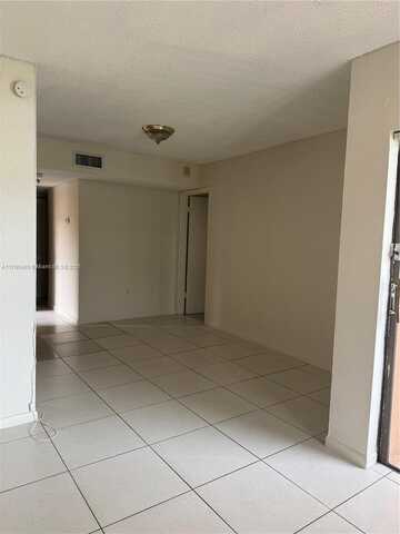 17650 NW 68th Ave, Hialeah, FL 33015