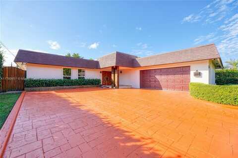 5826 SW 17th St, Miami, FL 33155