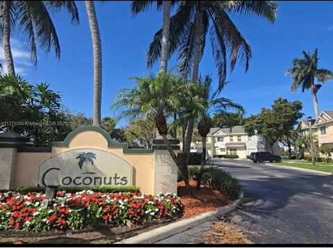 299 Duval Ct, Weston, FL 33326