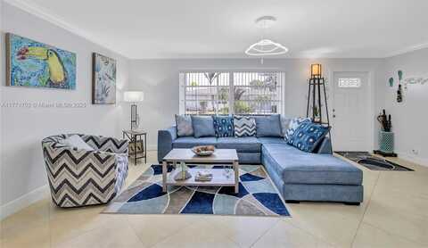 6905 NW 17th St, Margate, FL 33063