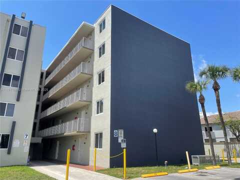10090 NW 80th Ct, Hialeah Gardens, FL 33016