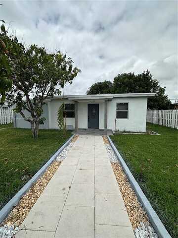 6335 Wiley St, Hollywood, FL 33023