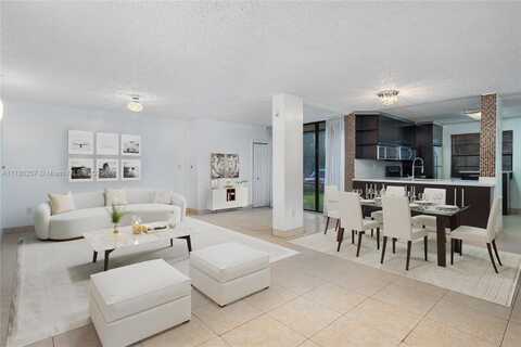 3553 Magellan Cir, Aventura, FL 33180