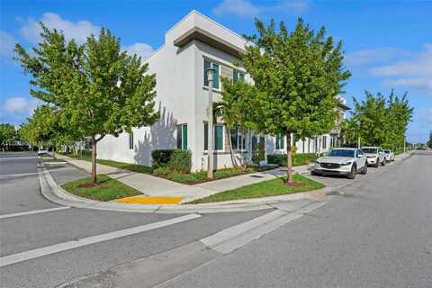 10259 NW 66th St, Doral, FL 33178
