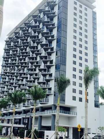 5252 NW 85th Ave, Doral, FL 33166