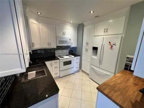 1490 NW 43rd Ave, Lauderhill, FL 33313