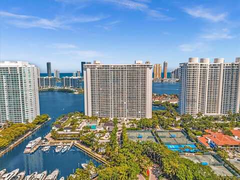 7000 Island Blvd, Aventura, FL 33160
