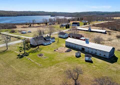 447 Goshen Road, Waldoboro, ME 04572