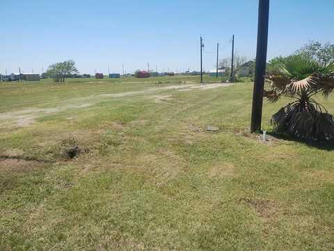 292 Haddock, Palacios, TX 77465