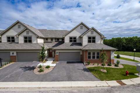 165 Aerie Cir, Brookfield, WI 53045