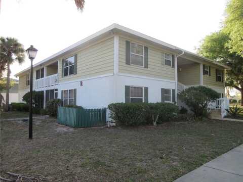 8132 FAIRWAYS CIRCLE, OCALA, FL 34472