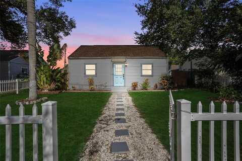 5618 DR MARTIN LUTHER KING JR STREET N, Saint Petersburg, FL 33703