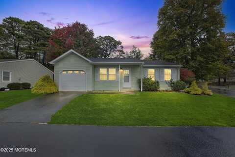 46 Keene Street, Whiting, NJ 08759