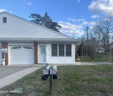 127b Tulip Court, Whiting, NJ 08759