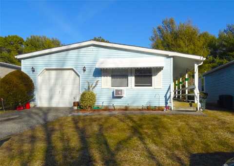 110 Village Circle W, Manorville, NY 11949