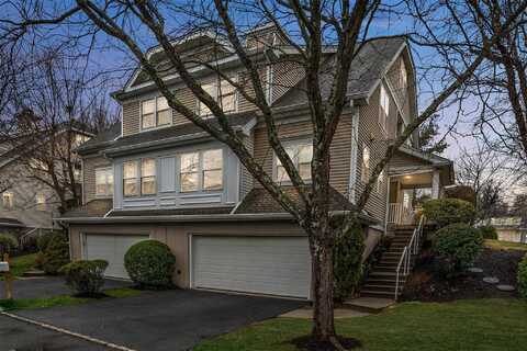19 Roma Orchard Road, Peekskill, NY 10566