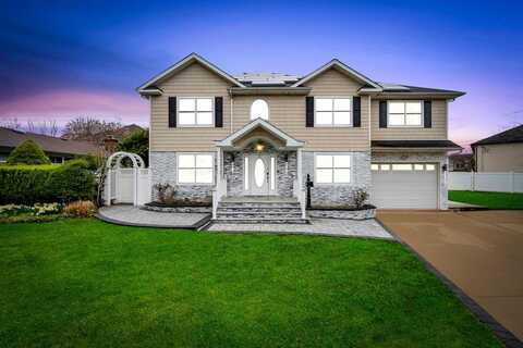 6 Garden Circle, Syosset, NY 11791