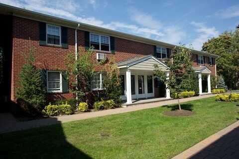 53 S Clinton Avenue, Bay Shore, NY 11706