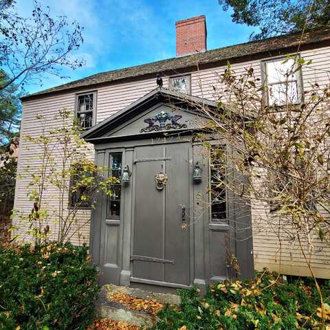 6 Old Port Road, Kennebunk, ME 04043