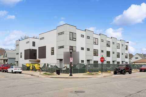 944 Beloit Avenue, Forest Park, IL 60130