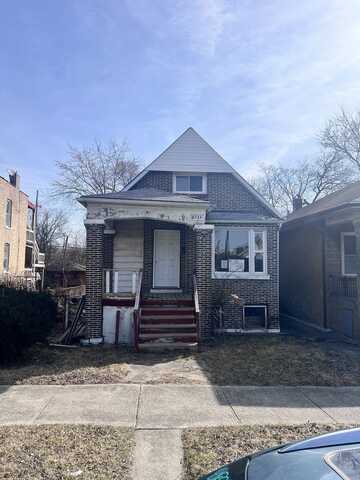 6725 S Prairie Avenue, Chicago, IL 60637