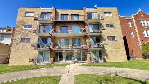 5424 W Ferdinand Street, Chicago, IL 60644